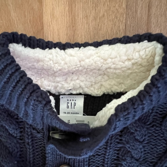 Baby GAP Sweater - Picture 3 of 4